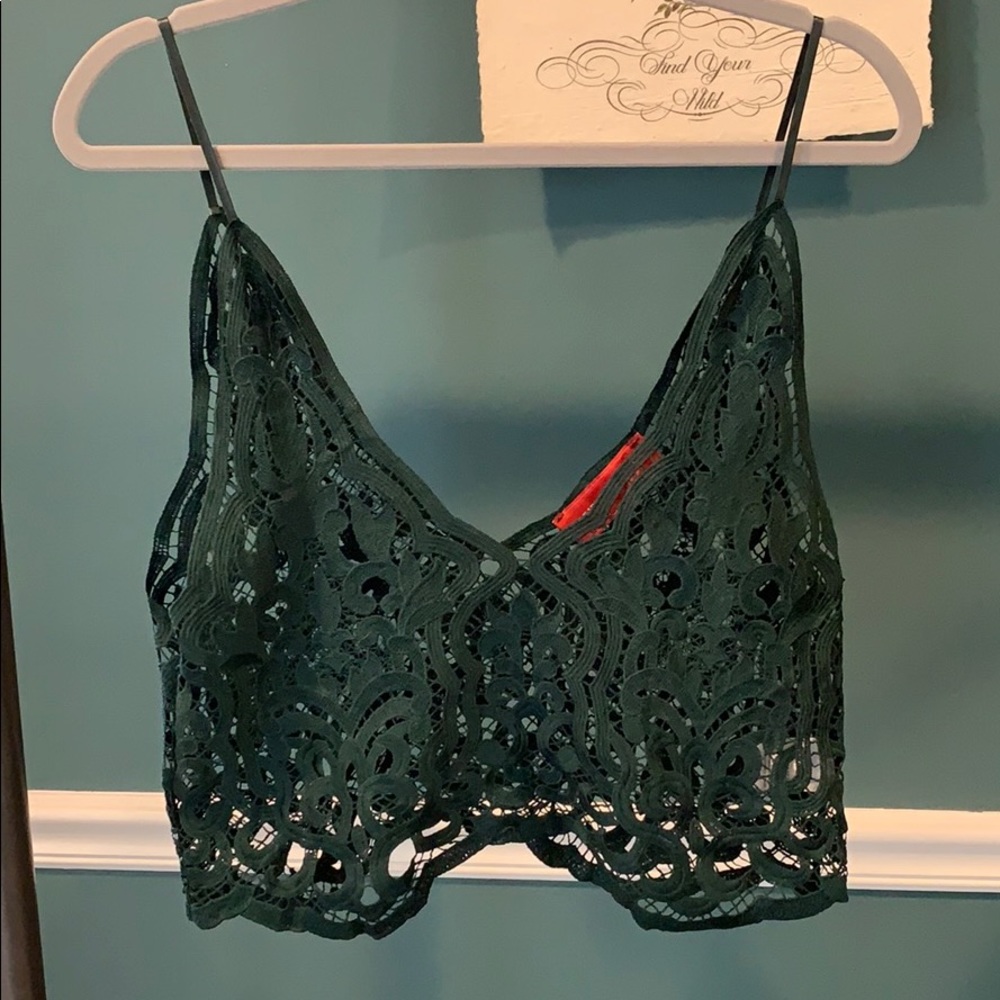 Crop lace top